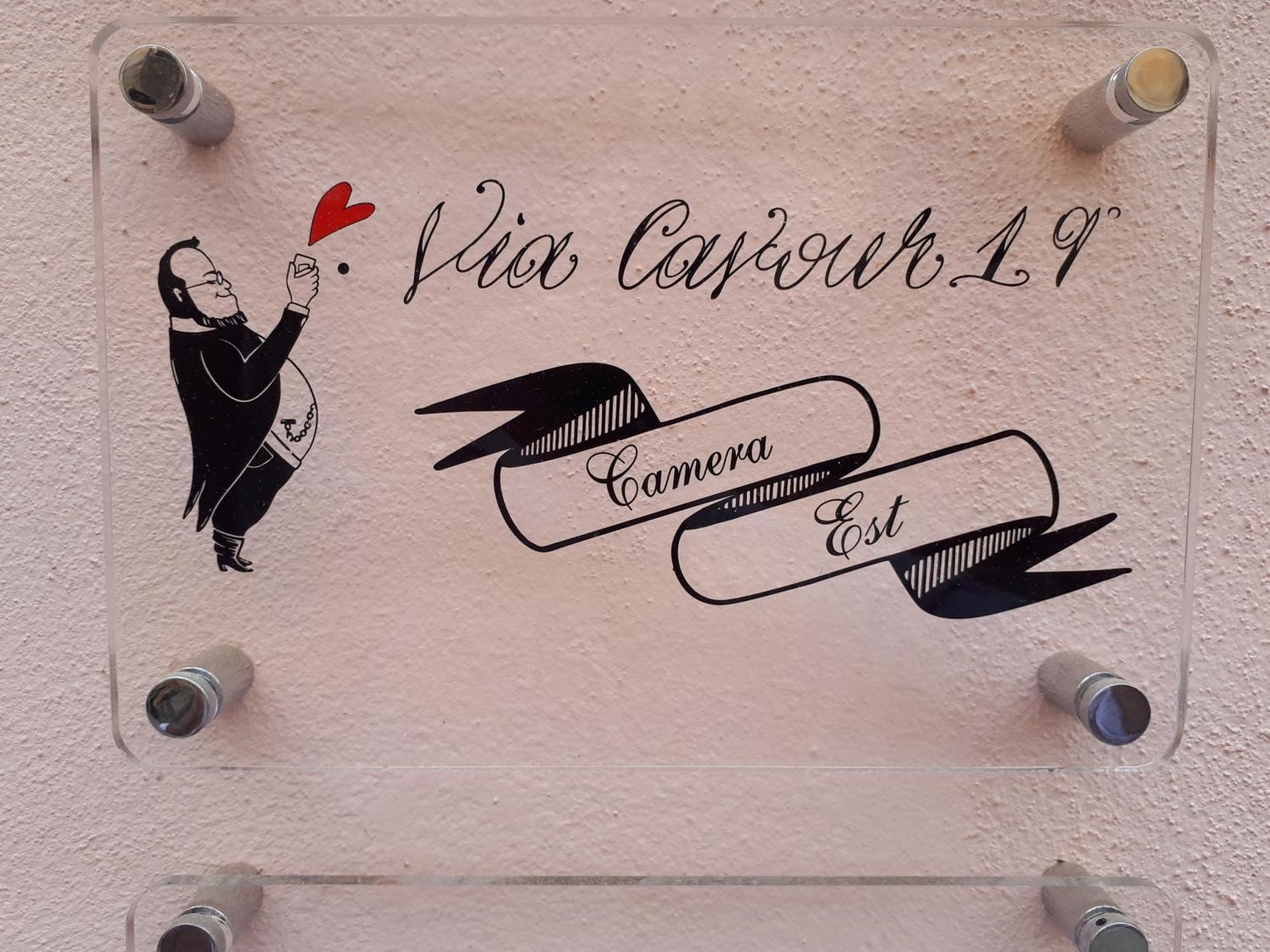 Via Cavour 19, Camere Del Conte Iglesias Bagian luar foto
